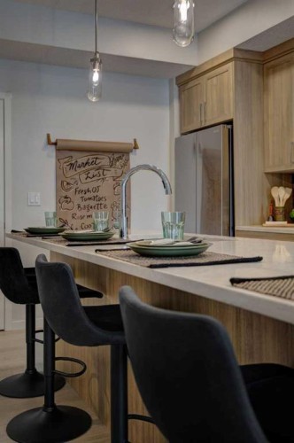 409-245 Edith Place Nw, Calgary, AB - Indoor