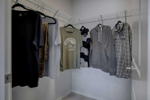 409-245 Edith Place Nw, Calgary, AB - Indoor With Storage