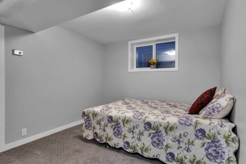 251 Rundlecairn Road Ne, Calgary, AB - Indoor Photo Showing Bedroom