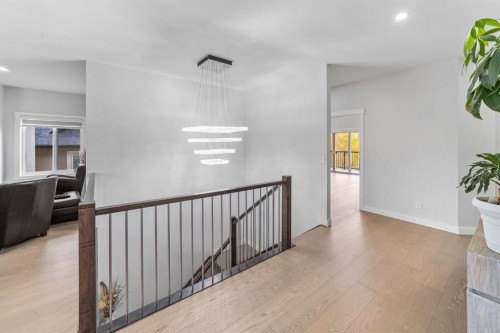 7 Mystic Ridge Way Sw, Calgary, AB - Indoor Photo Showing Other Room