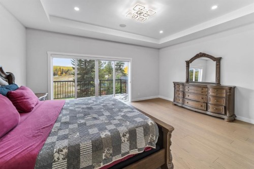 7 Mystic Ridge Way Sw, Calgary, AB - Indoor Photo Showing Bedroom