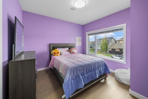 7 Mystic Ridge Way Sw, Calgary, AB - Indoor Photo Showing Bedroom