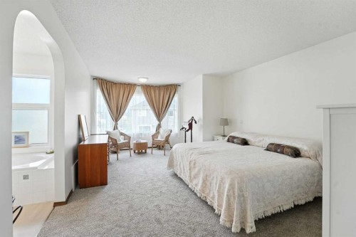 42 Citadel Crest Green Nw, Calgary, AB - Indoor Photo Showing Bedroom