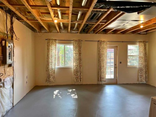 108 Hidden Creek Rise Nw, Calgary, AB - Indoor