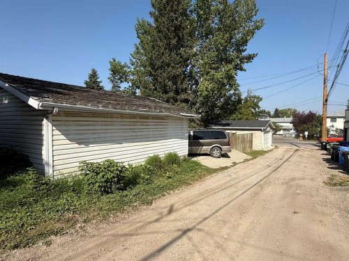 3243 Kenmare Crescent Sw, Calgary, AB - Outdoor