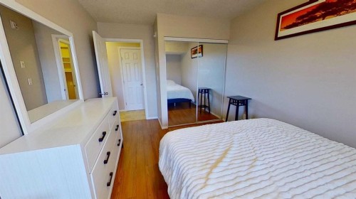 4816 50 Avenue, Breton, AB - Indoor Photo Showing Bedroom