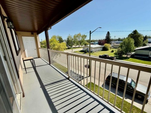 4816 50 Avenue, Breton, AB - Outdoor With Balcony With Exterior