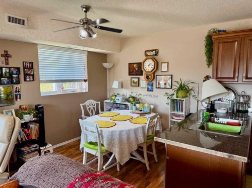 4816 50 Avenue, Breton, AB - Indoor Photo Showing Dining Room