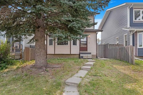 61 Falmere Way Ne, Calgary, AB - Outdoor