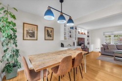 85 Warwick Drive SW Calgary, AB T3C 2R5