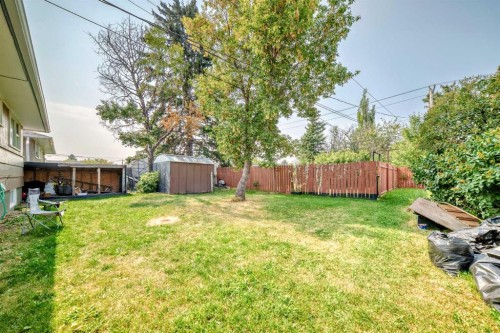 2235 42 Street Se, Calgary, AB - Outdoor