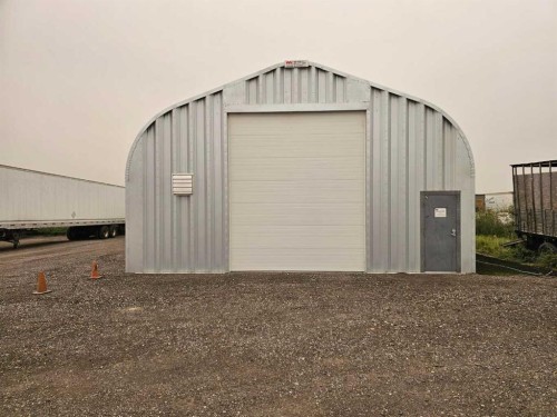 9415 44 Street Se, Calgary, AB 