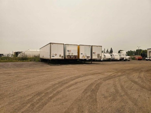 9415 44 Street Se, Calgary, AB 