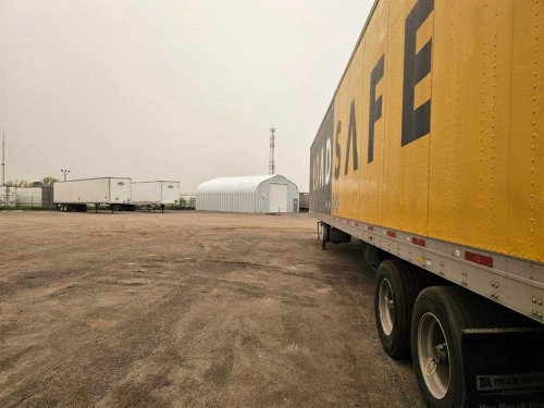 9415 44 Street Se, Calgary, AB 