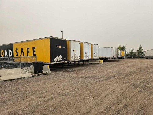 9415 44 Street Se, Calgary, AB 