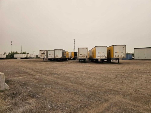 9415 44 Street Se, Calgary, AB 