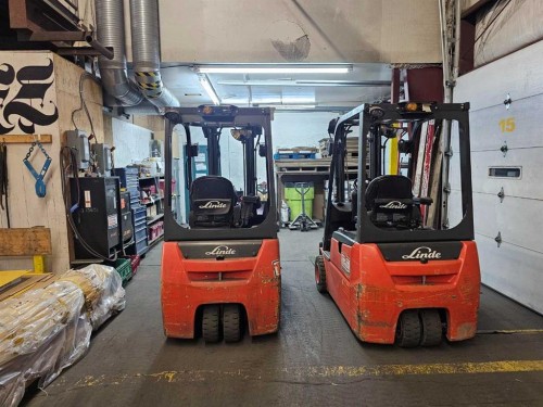 9415 44 Street Se, Calgary, AB 