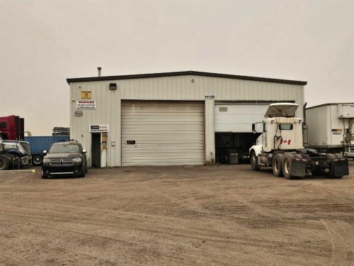 9415 44 Street Se, Calgary, AB 