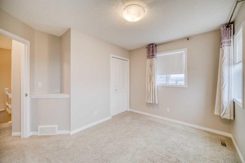 37 Panton View Nw, Calgary, AB - Indoor Photo Showing Other Room