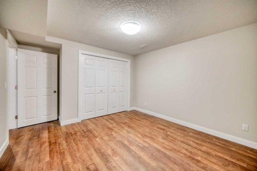 37 Panton View Nw, Calgary, AB - Indoor Photo Showing Other Room