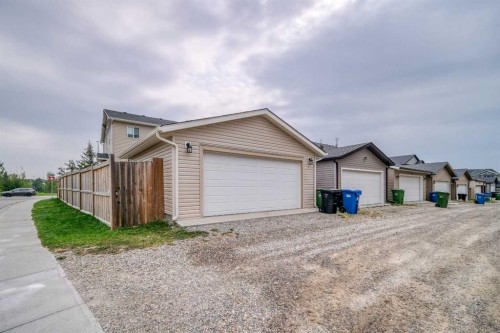 37 Panton View Nw, Calgary, AB - Outdoor