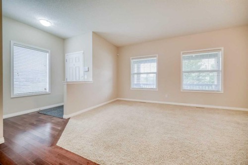 37 Panton View Nw, Calgary, AB - Indoor Photo Showing Other Room