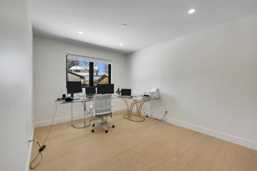 611 Parkridge Drive Se, Calgary, AB - Indoor Photo Showing Office