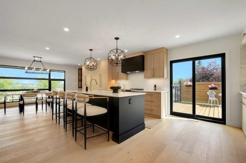611 Parkridge Drive Se, Calgary, AB - Indoor