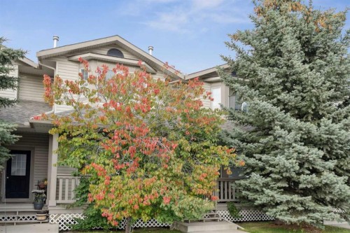 104-2001 Luxstone Boulevard Sw, Airdrie, AB - Outdoor