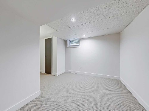 2109 14A Street Sw, Calgary, AB - Indoor