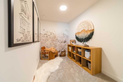 203 Lucas Common Nw, Calgary, AB - Indoor Photo Showing Other Room