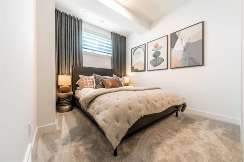 203 Lucas Common Nw, Calgary, AB - Indoor Photo Showing Bedroom