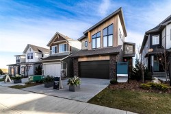 207 Lucas Common NW Calgary, AB T3P 2B3