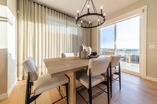207 Lucas Common Nw, Calgary, AB - Indoor Photo Showing Dining Room