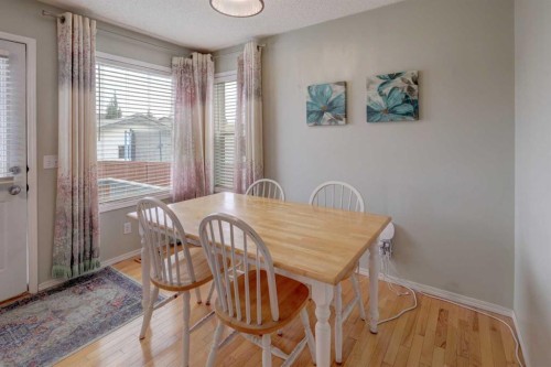 134 Hidden Way Nw, Calgary, AB - Indoor Photo Showing Dining Room