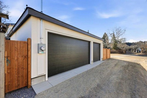 703 35 Street Nw, Calgary, AB - Outdoor With Exterior