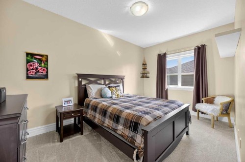 12 Vermont Close, Olds, AB - Indoor Photo Showing Bedroom