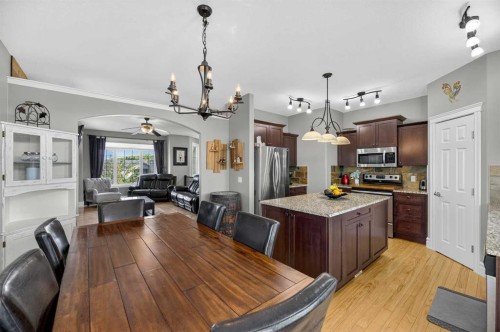 12 Vermont Close, Olds, AB - Indoor