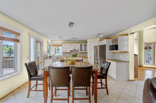175 Panorama Hills Close Nw, Calgary, AB - Indoor Photo Showing Dining Room