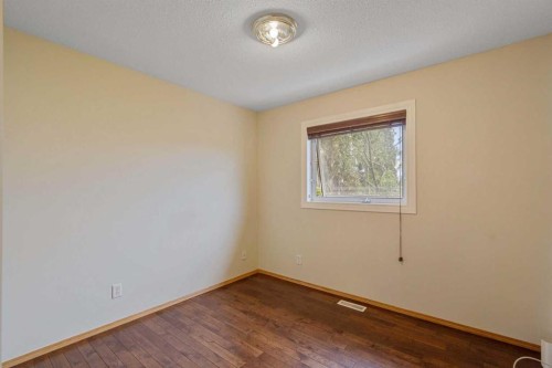 175 Panorama Hills Close Nw, Calgary, AB - Indoor Photo Showing Other Room