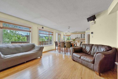 175 Panorama Hills Close Nw, Calgary, AB - Indoor Photo Showing Living Room