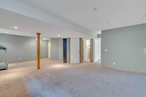 175 Panorama Hills Close Nw, Calgary, AB - Indoor Photo Showing Other Room