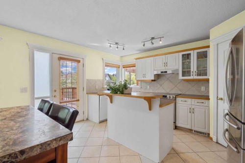 175 Panorama Hills Close Nw, Calgary, AB - Indoor Photo Showing Kitchen