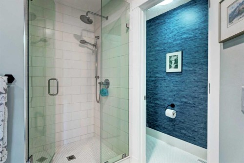 152 Mike Ralph Way Sw, Calgary, AB - Indoor Photo Showing Bathroom