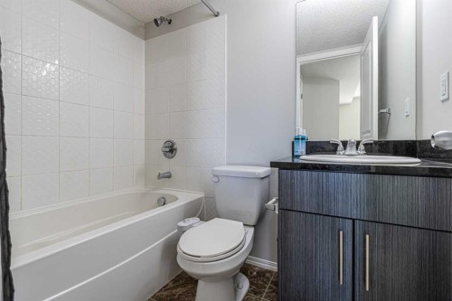 316-5 Saddlestone Way Ne, Calgary, AB - Indoor Photo Showing Bathroom