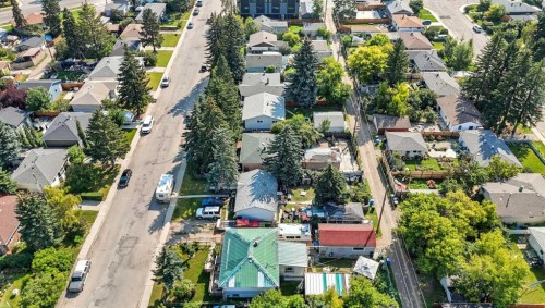7927 36 Avenue Nw, Calgary, AB - Outdoor With View