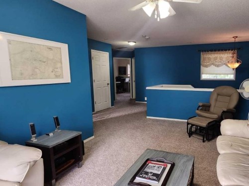 14954 Mt Mckenzie Drive Se, Calgary, AB - Indoor