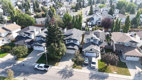 14954 Mt Mckenzie Drive Se, Calgary, AB - Outdoor With Facade