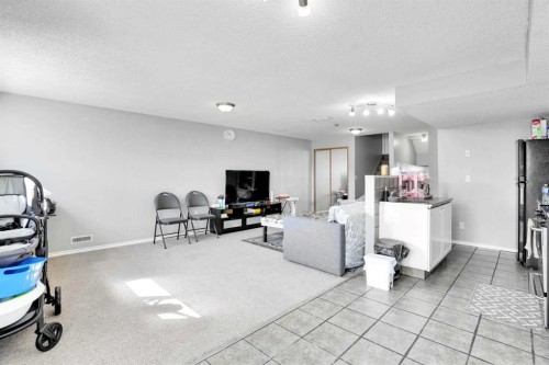 235 Saddlemead Road Ne, Calgary, AB - Indoor