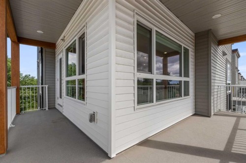 302-1605 17 Street Se, Calgary, AB - Outdoor With Balcony With Exterior
